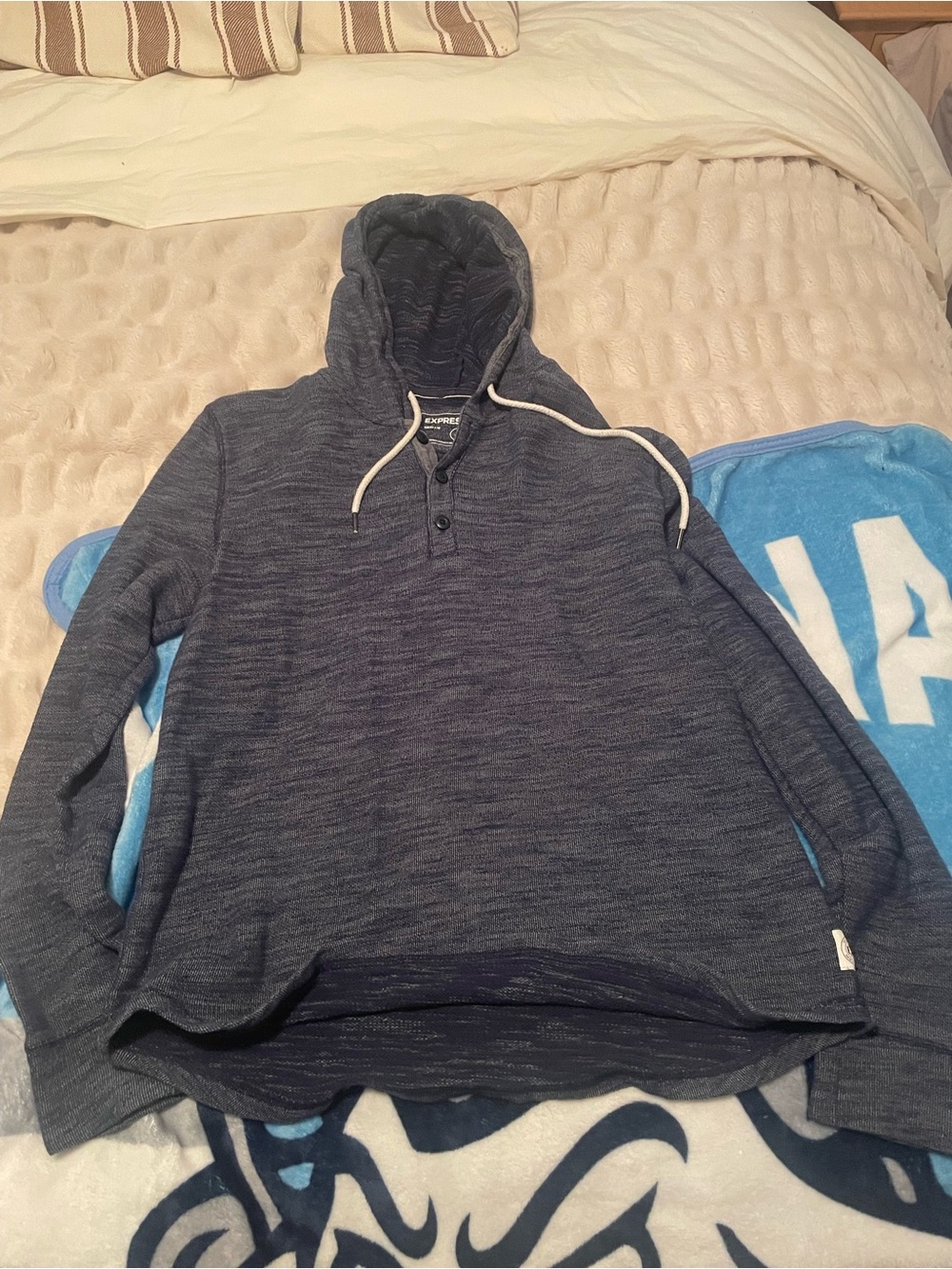Express Men’s Hooded Long-Sleeve hooded Henley